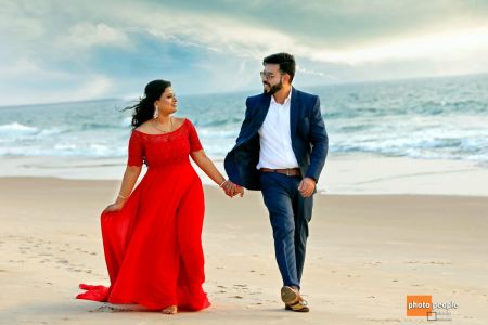 Casual posing tips for pictures - Photopeople Studio